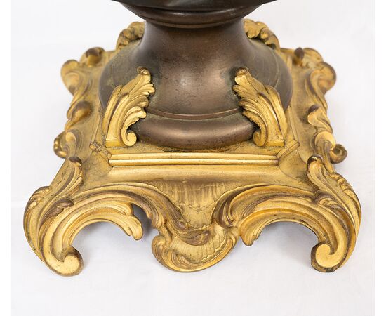 Scultura antica in bronzo patinato e bronzo dorato firmata"Houdon".Francia XIX secolo.