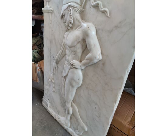 Bassorilievo Neoclassico finemente scolpito - 65 x 105 cm - Marmo di Carrara Calacatta