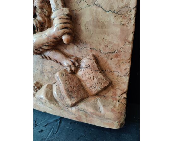 Bassorilievo - Strepitoso Leone di San Marco in marmo rosso Verona - 41 x 30 cm