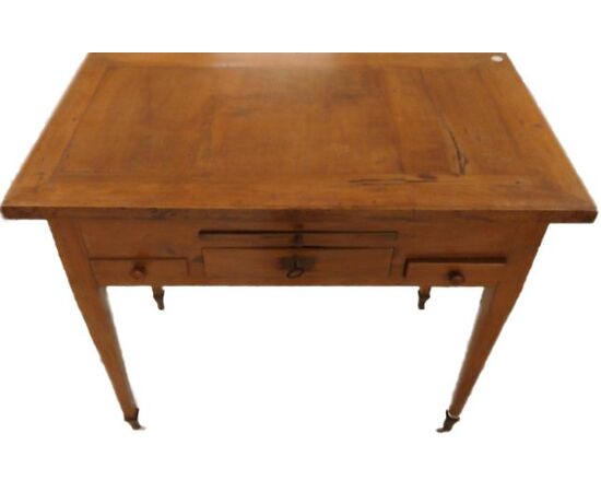 Italian Louis XVI style cherry wood toilet table from the 1700s