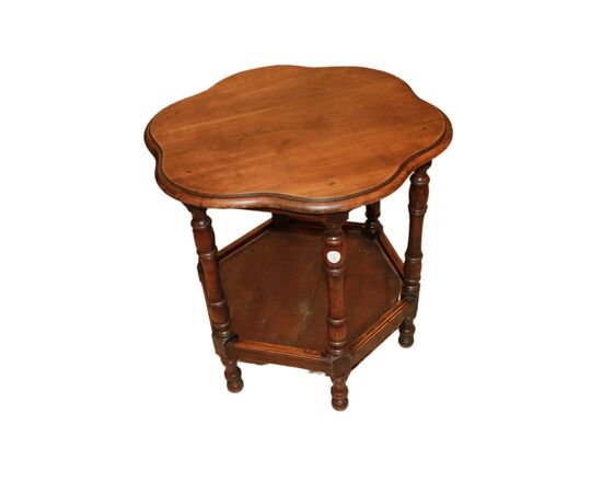 Tavolino francese a Petalo del 1800 In Legno di Noce