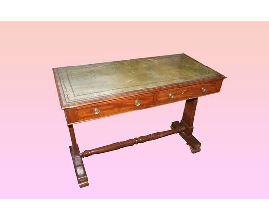 Victorian style English mahogany desk from the 1800s with leather top
