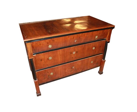 Mid-1800s Empire style walnut chest of drawers