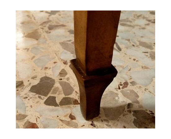 Italian Louis XVI style cherry wood toilet table from the 1700s