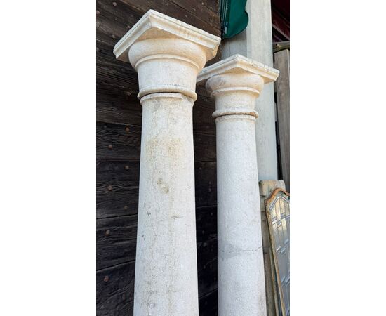 DARS683 - Pair of Botticino columns, dimensions 34 x 34 x H 220 cm