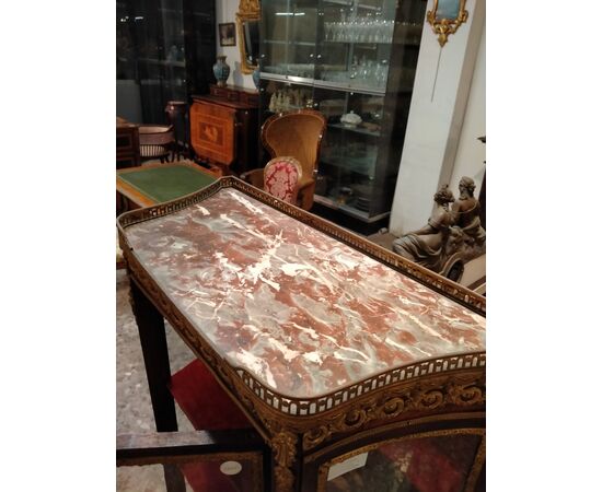 French Transition style display cabinet with 1800s Vernis-Martin paintings