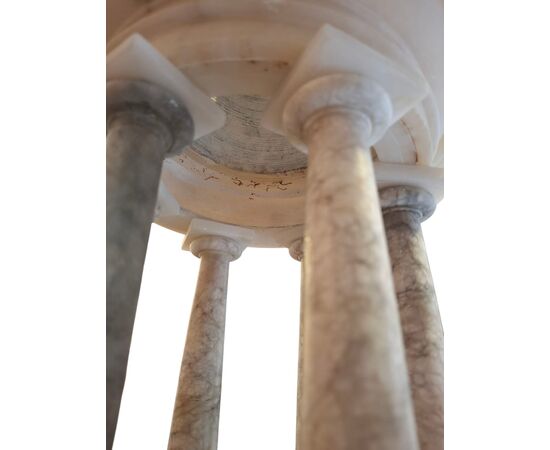 Tempietto in alabastro