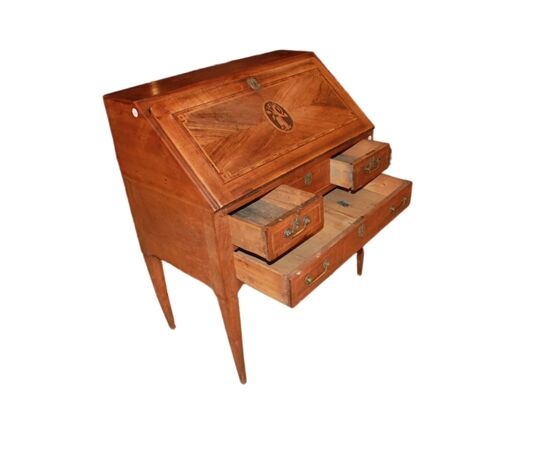 Late 18th-century French drop-front desk in inlaid walnut wood