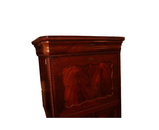 Secretaire Nord Europa Stile Biedermeier della seconda metà del 1800 in legno di mogano