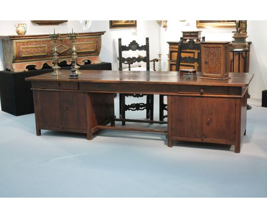 Library table, Tuscany, 18th century