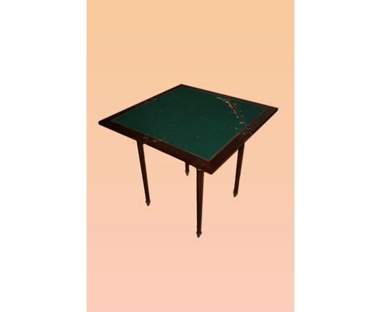 French Louis XVI style handkerchief game table from the 1800s