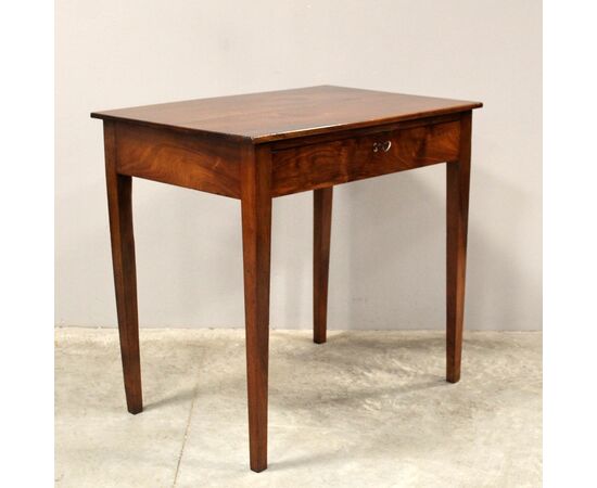 Antique Directoire walnut writing table - Italy, 19th century