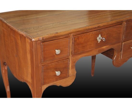 Antique French Transition style walnut writing desk from the late 1700s, early 1800s