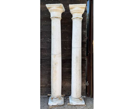 DARS683 - Pair of Botticino columns, dimensions 34 x 34 x H 220 cm