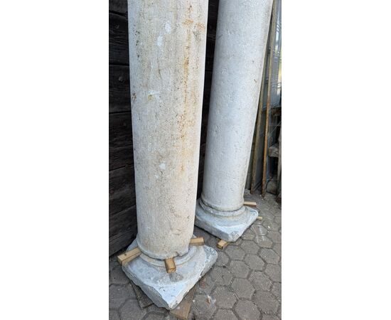 DARS683 - Pair of Botticino columns, dimensions 34 x 34 x H 220 cm