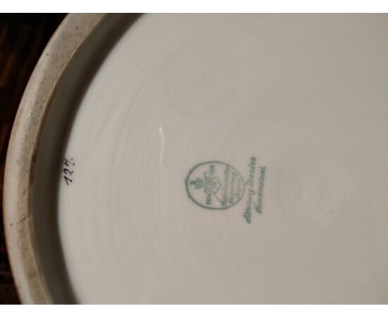 Grande vaso in porcellana celeste con paesaggio manifattura Dresda del 1800