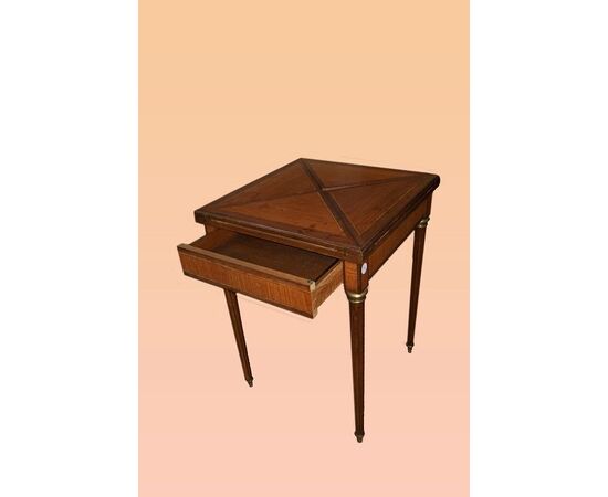 French Louis XVI style handkerchief game table from the 1800s
