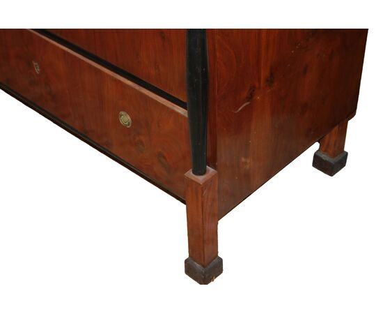 Mid-1800s Empire style walnut chest of drawers