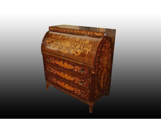 Stunning Dutch roll-top commode from the early 1800s, Louis XVI style, in richly inlaid mahogany.