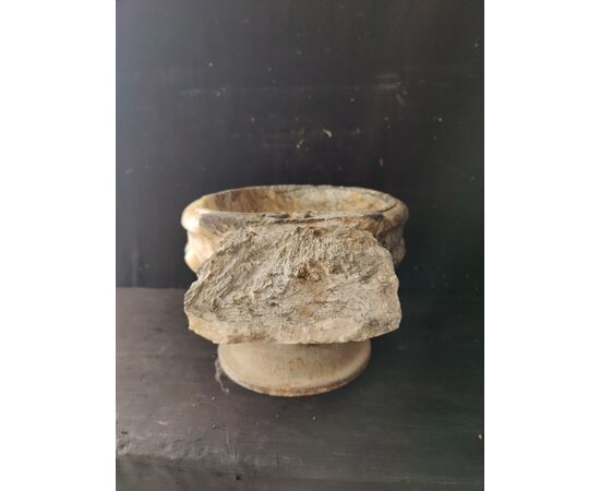 Elegante Acquasantiera Veneziana in marmo - 36 x 29 cm