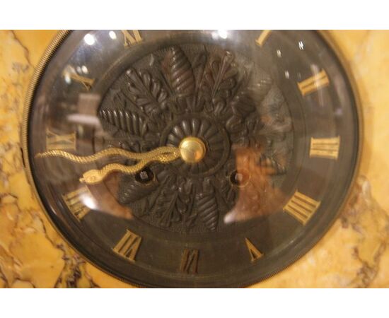 Siena yellow marble clock triptych with bronzes and candlesticks from 1800s France