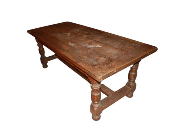 Large rustic French walnut table from the early 1900s