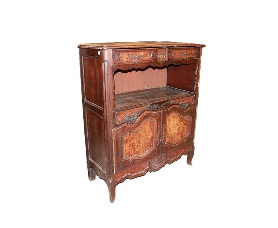 Credenza provenzale del 1700 in legno di noce e radica di noce con 2 ante e vano a giorno impreziosita di intagli