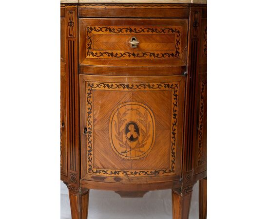 Pair of antique Louis XVI Neapolitan demi-lune sideboards belonging to the second half of the 18th century.