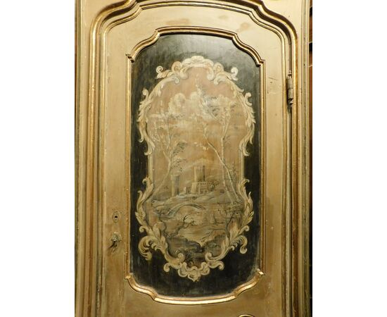 PTS895 - No. 2 antique lacquered doors, with frame and overdoor, 18th century, opening cm W 90 x H 217