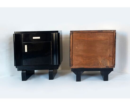 Pair of Art Deco 1930 bedside tables - black lacquered