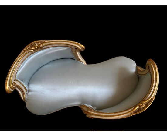 Lacquered and gilded small sofa