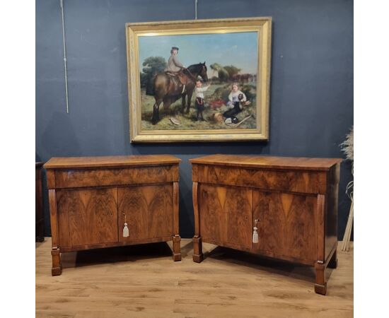 Pair of Empire sideboards, 1820, veneered in walnut burl wood