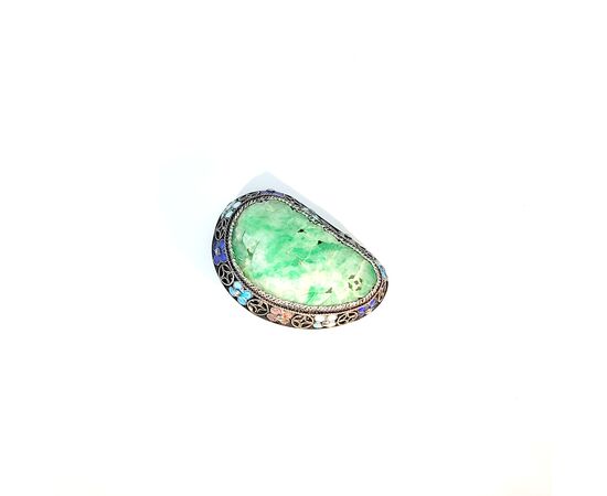 Spilla in argento con giada, smalti