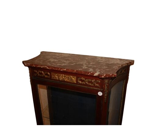 French Louis XV Style Display Cabinet with Bronze and Mahogany Wood Marble Top