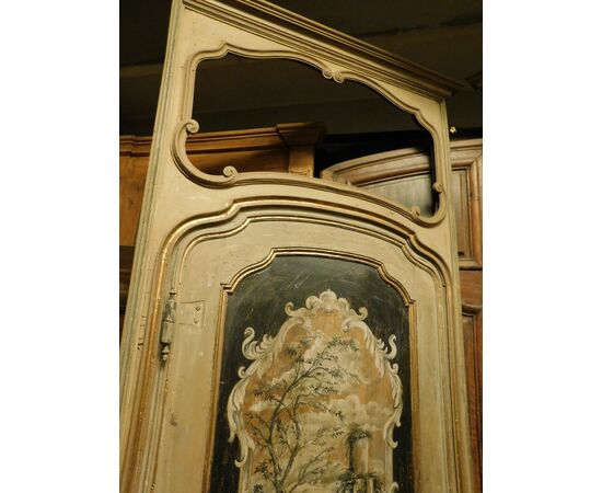 PTS895 - No. 2 antique lacquered doors, with frame and overdoor, 18th century, opening cm W 90 x H 217