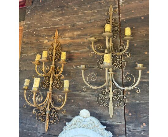 LAMP250 - Pair of gilded sconces, 19th/20th century, dimensions cm W 60 x H 115 x D 34
