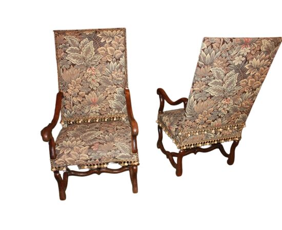 Pair of late 1800s walnut high-backed armchairs