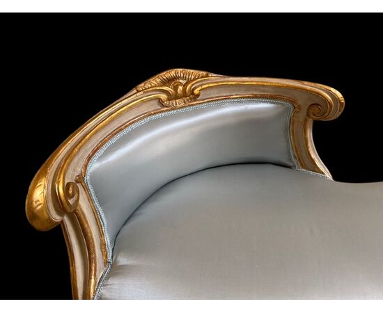 Lacquered and gilded small sofa