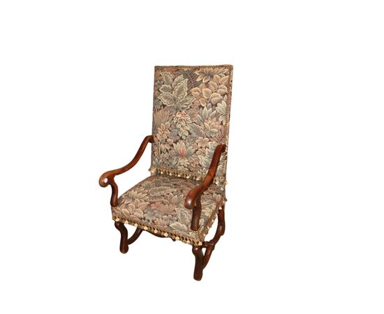 Pair of late 1800s walnut high-backed armchairs