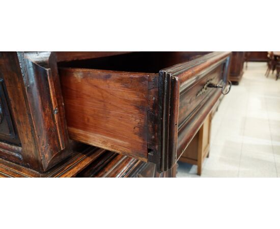 Double body furniture with one door