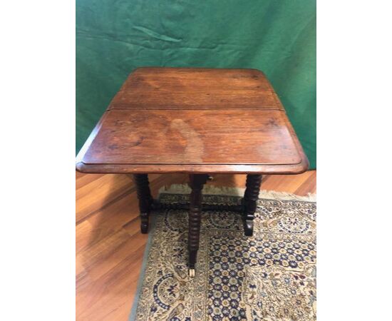 Living room table/dumbwaiter