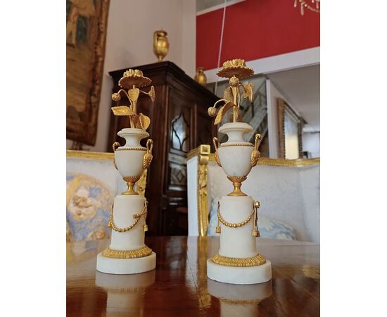 PAIR OF NEOCLASSICAL CANDLESTICKS LATE 18TH CENTURY