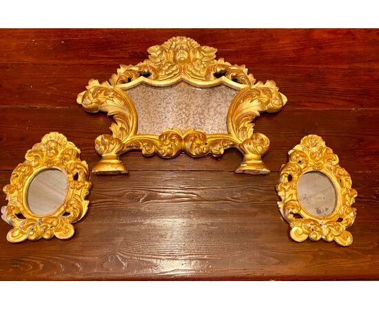 Cartaglorie in legno scolpito e dorato