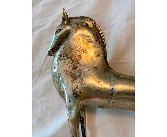 Scultura cavallo futurista