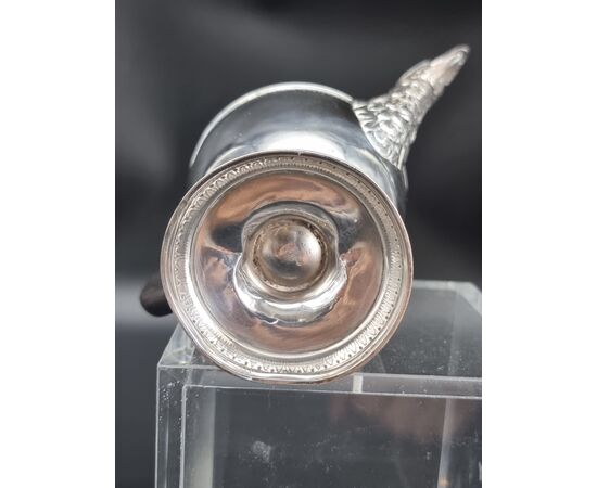 Caffettiera in argento 800, stile neoclassico, Italia, XX secolo