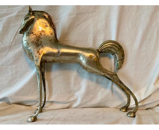 Scultura cavallo futurista