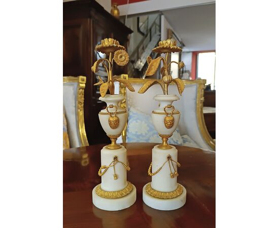 PAIR OF NEOCLASSICAL CANDLESTICKS LATE 18TH CENTURY