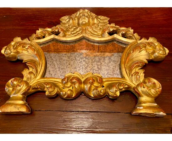 Cartaglorie in legno scolpito e dorato