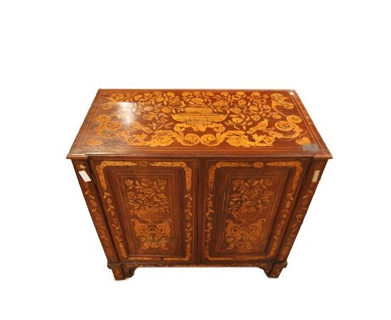Early 1800s Dutch inlaid mahogany cabinet