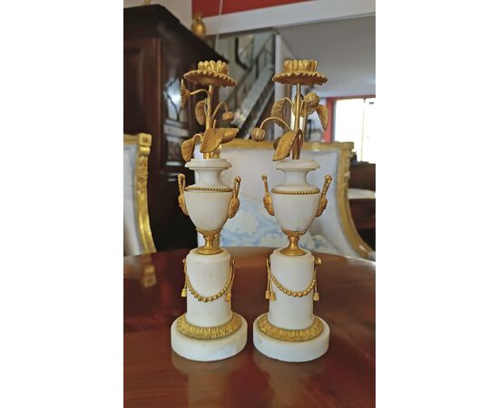 PAIR OF NEOCLASSICAL CANDLESTICKS LATE 18TH CENTURY